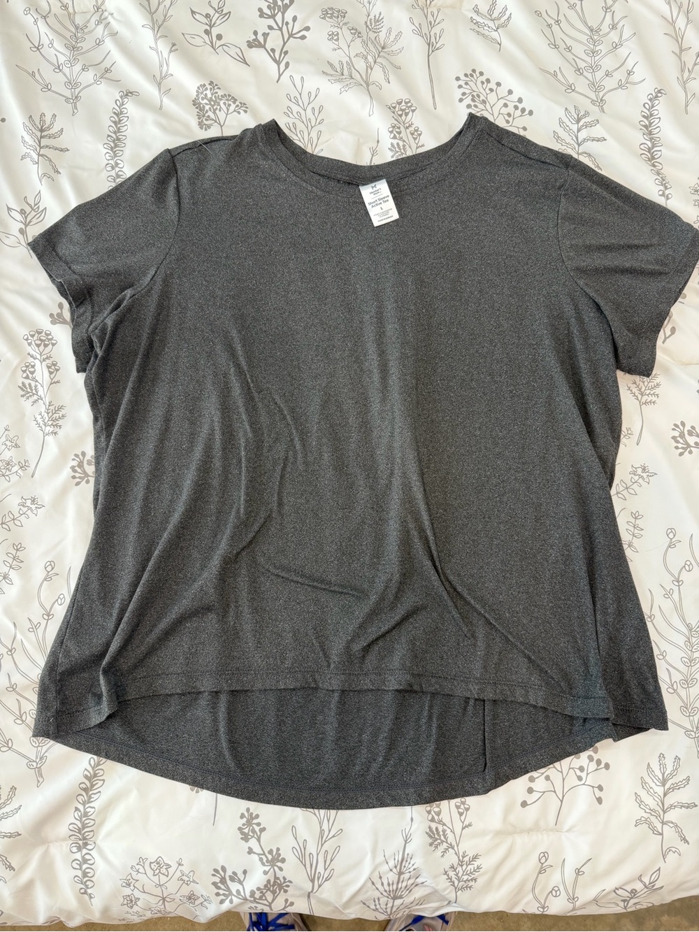 Women’s Members Mark Short Sleeve Crew Neck Top in Charcoal Gray